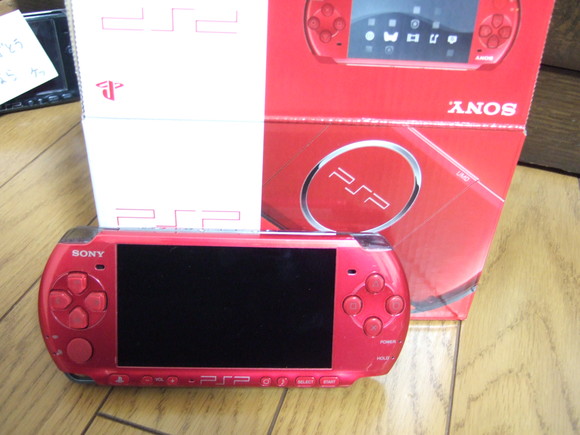 PSP-3000 RADIANT RED を購入しました！_b0216039_2282044.jpg