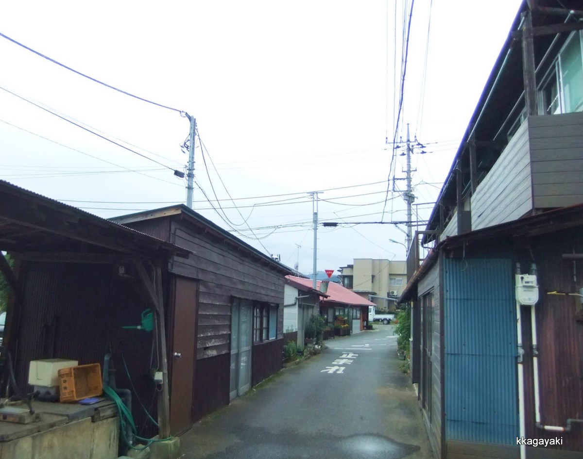 e0206242_8242422.jpg