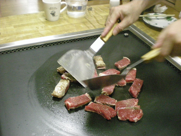 冬の道具(鉄板座卓)_a0118461_11492622.jpg