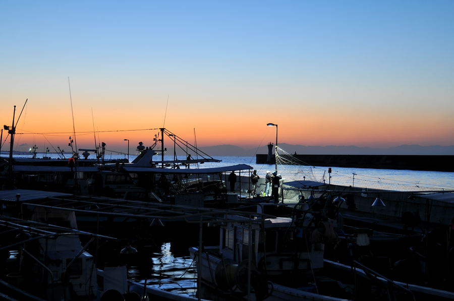 リベンジ須磨漁港「日の出」_d0148541_20251588.jpg