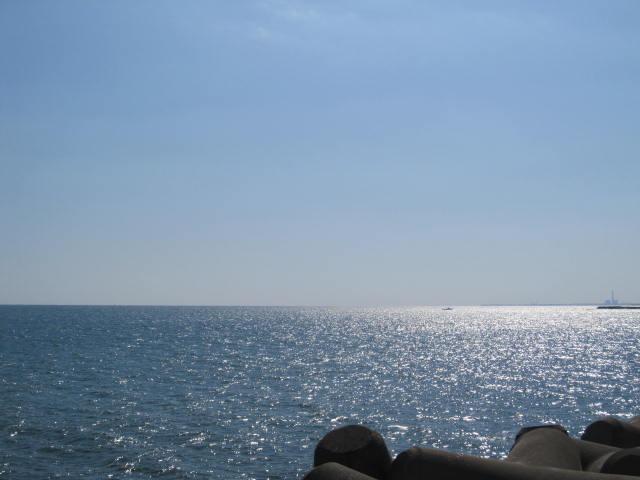 海がキラキラしていました。_e0251887_198893.jpg