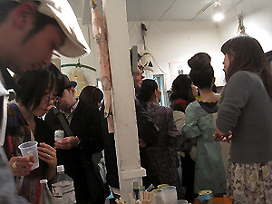 屋根裏部屋のParty_f0134670_9102839.jpg