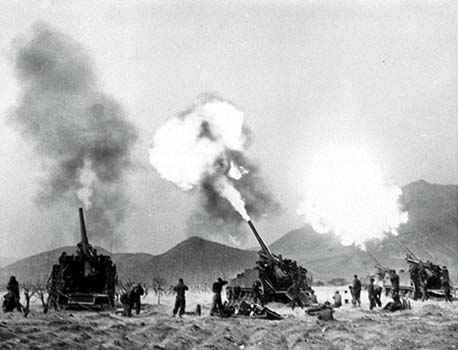 アジアで同盟国との合同軍事演習を強化=米国防長官_c0139575_2035172.jpg