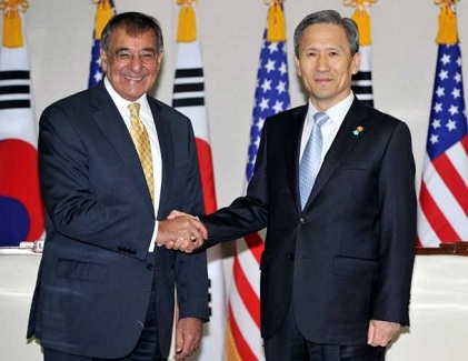 アジアで同盟国との合同軍事演習を強化=米国防長官_c0139575_5311238.jpg