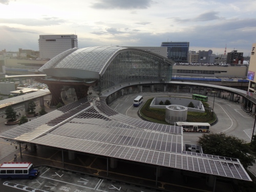 三度目の金沢駅（石川県金沢市）_d0182075_5284034.jpg