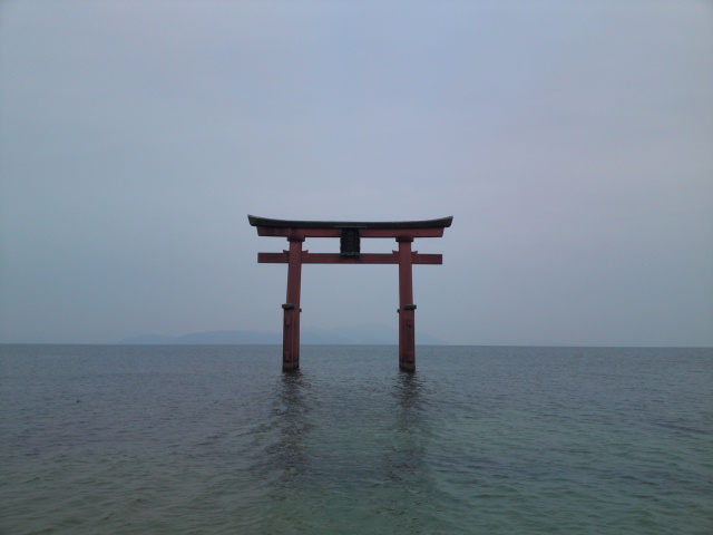 雨と湖と湧水_a0117603_20342653.jpg