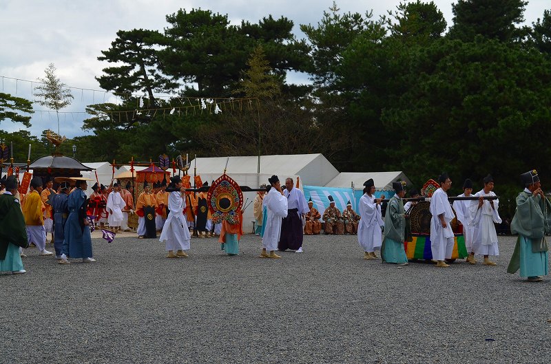 京都の三大祭「時代祭」が華やかに行われました。_e0237645_1122664.jpg