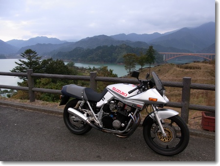 宮ヶ瀬 2011.10.30_c0147448_1158349.jpg
