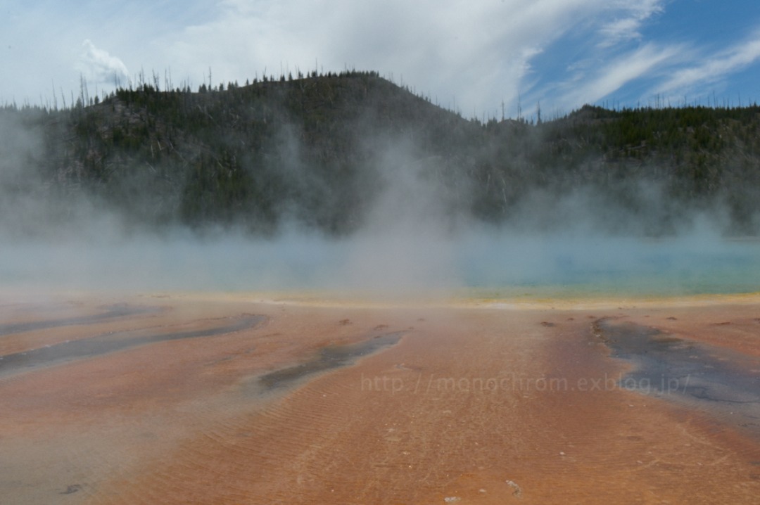 Nature in America 2011 vol.5 Midwey Geyser Basin with D7000 & M9 (Yellowstone National Park)_c0219256_7421549.jpg