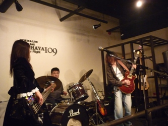 CHIHAYA10.9でのハロウィンライブが終わりました。_e0188087_21422389.jpg