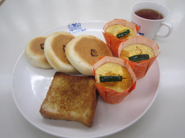 a0002209_748415.jpg