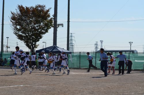 県中学生女子ソフトボール新人選手権大会!_d0010630_21324792.jpg