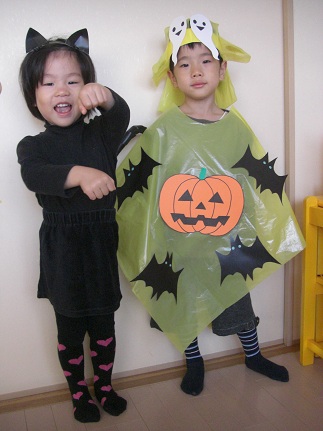 Happy Halloween!!_b0170478_19543024.jpg