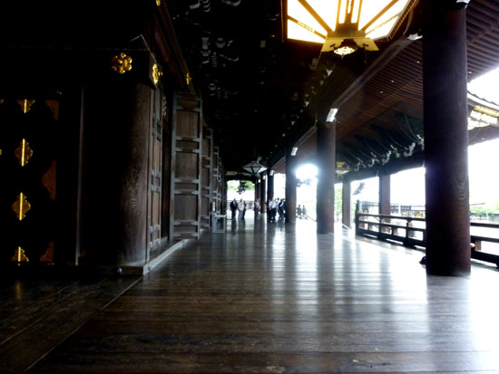 東本願寺とガレット_e0048413_19595730.jpg