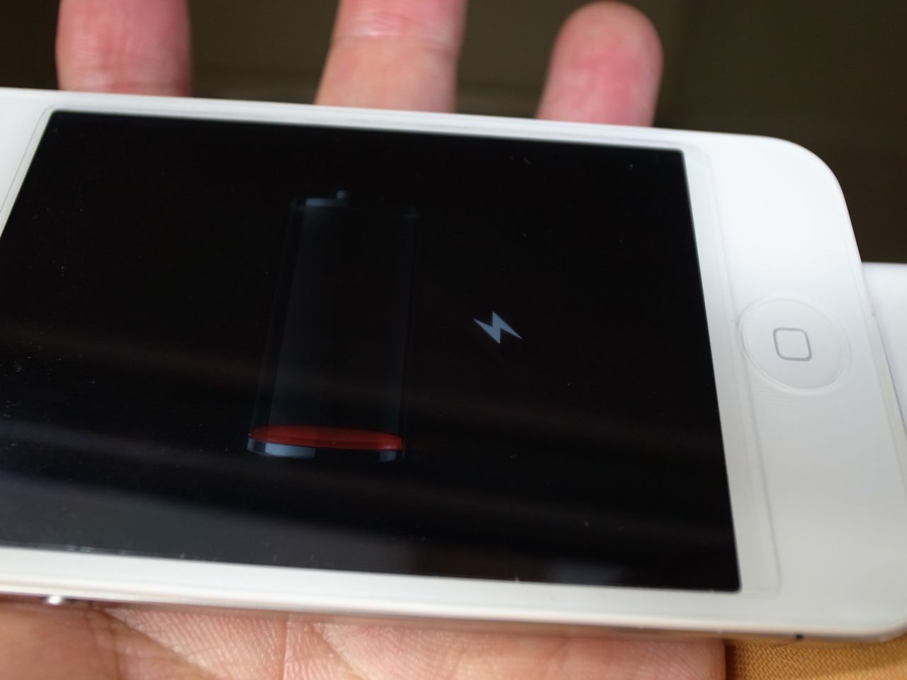 Iphone 4s は欠陥商品か 沖縄の風