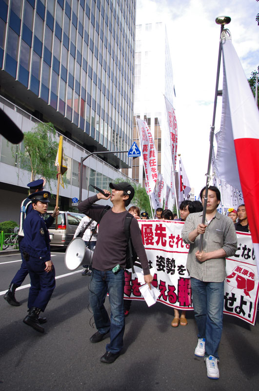 10.23右から考える脱原発集会・デモin銀座汐留 - 2011.10.23_a0222059_2318610.jpg