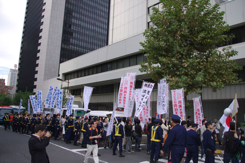 10.23右から考える脱原発集会・デモin銀座汐留 - 2011.10.23_a0222059_23211379.jpg