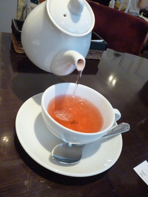 11月1日は紅茶の日☆National Tea Day。。。Won*t　you have some tea?@広島。。。*・♡ﾟ｡*･｡♥☆.。†_a0053662_1427452.jpg