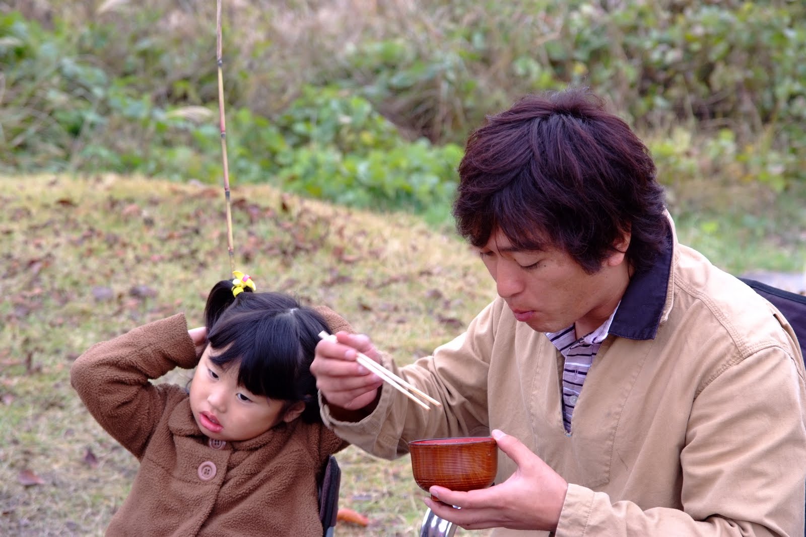 朝陽の中の朝ご飯　＜汚点の巻＞_d0163264_15475431.jpg