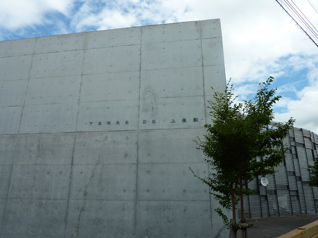 e0238112_1155499.jpg