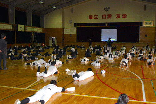 弘前(全体部活動)_c0000970_1347515.gif