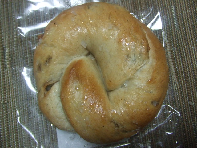 パティスリー稲垣 くるみレーズン_f0076001_030335.jpg