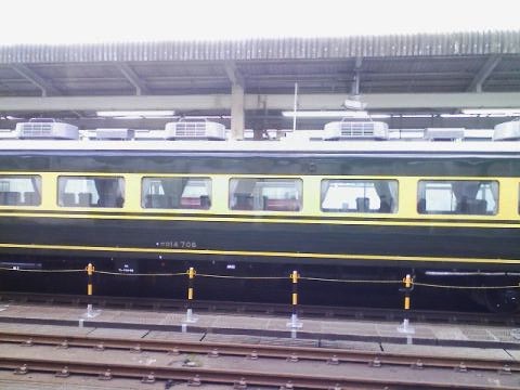 天皇陛下のお召し列車が鳥取に来ました。_f0192307_18314720.jpg