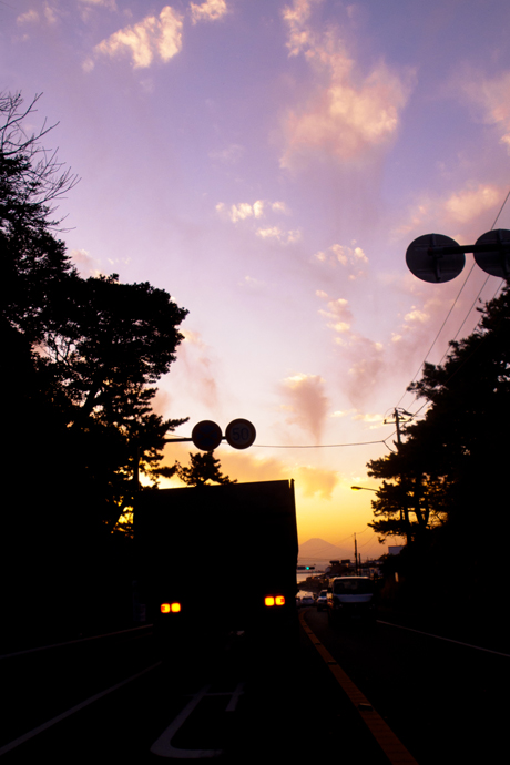 七里ヶ浜の夕景・一昨日篇。_b0022268_21411414.jpg