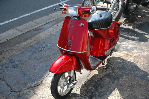 ガールズバイカー捕獲計画第二段 タクトフルマーク販売!_a0164918_13355763.jpg