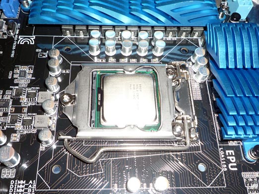 Intel CORE i7-2600K ＋ ASUS P8Z68-V PRO。_c0039153_0343749.jpg