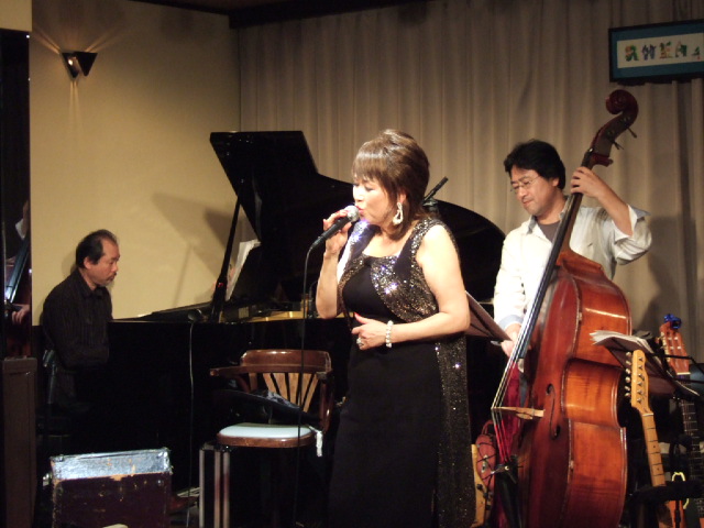 c0229062_1350156.jpg