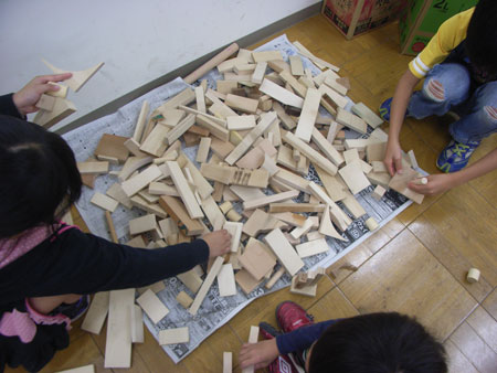 こども教室通信15 2011年11月5日(土)_b0129807_22381385.jpg
