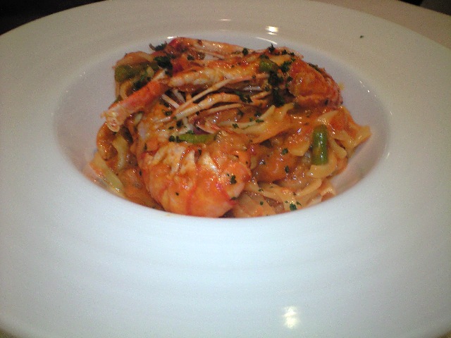 Ciliegio (チレージオ) 桜という意味のとても素敵なイタリアンを見つけました。_a0194908_12585589.jpg