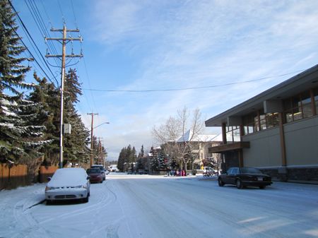 やはり今日11月4日のバンフは『白銀の世界』(Snow in Banff)_b0051109_319655.jpg