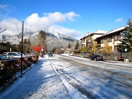 やはり今日11月4日のバンフは『白銀の世界』(Snow in Banff)_b0051109_322122.jpg