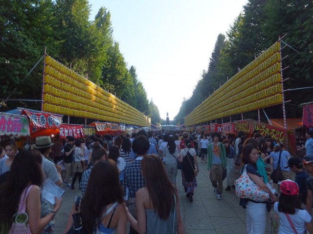 靖国神社みたま祭りでじゃがバター 食べたもの徒然 靖国神社みたま祭りでじゃがバター 食べたもの徒然