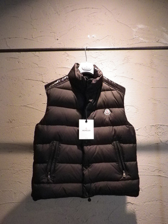 “MONCLER CHEVAL Fair”_d0165136_1747299.jpg