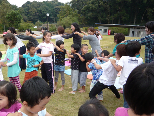 パークヨガ（チャリティイベント）終了！_c0196042_044243.jpg