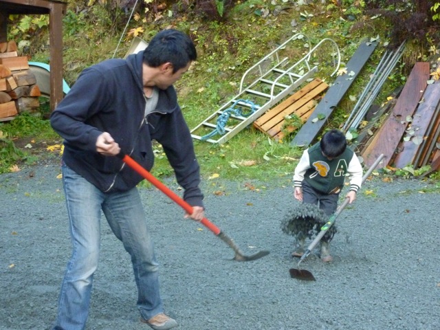頼りになる!?お助け隊_c0080075_4333826.jpg