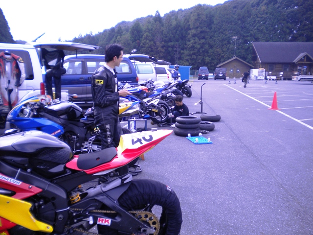 11/3 GSX-R600シェイクダウンinトミン_b0162019_11543092.jpg