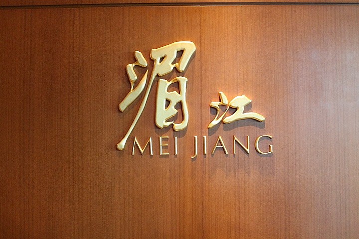 f0233310_2272230.jpg