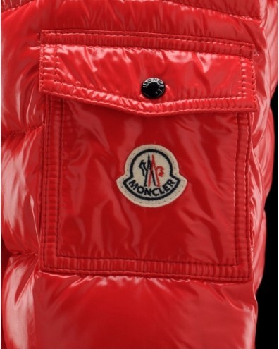 Famous Superstars are also Wearing Moncler Jacket_a0240218_17504970.jpg