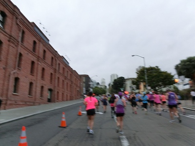 NWM2011 ナイキ ウィメンズ マラソン2011 その2(Start-7km)_d0113725_23532873.jpg
