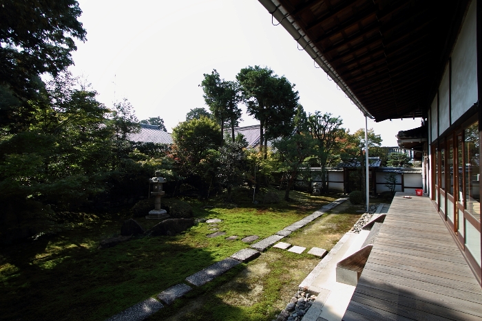 紅葉の東福寺 －栗棘庵－_b0169330_2155595.jpg