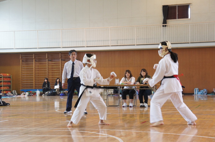 空手の大会!_c0169360_11522014.jpg