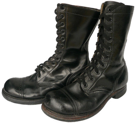 ビンテージ オールレザー コンバットブーツ M-1956 vs. jump boots_a0106965_2254475.jpg