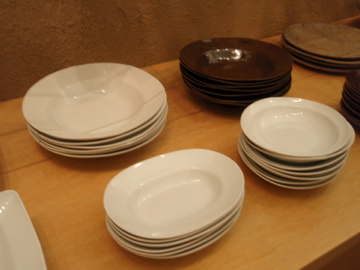 大江憲一さんの個展 前夜_b0132442_22412046.jpg