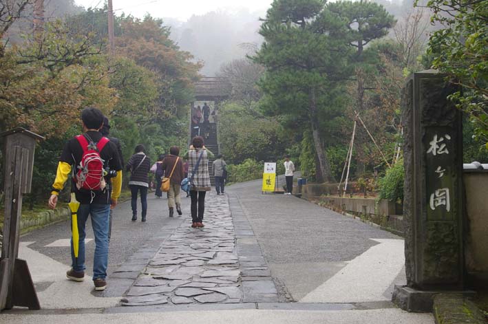 『朱雀－ｓｕｚａｋｕ－コンサートｉｎ東慶寺』ほぼ満席に_c0014967_12463574.jpg