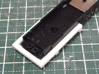 マグネマティックカプラー取り付け穴の位置決め治具(鉄コレ専用)_b0105773_15355590.gif