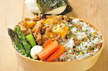 豚玉弁当_b0171098_7461728.jpg